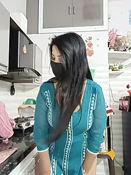 Kaur_Simran_01 即時 XXX 聊天