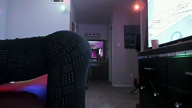 yiauana's Live XXX Chat