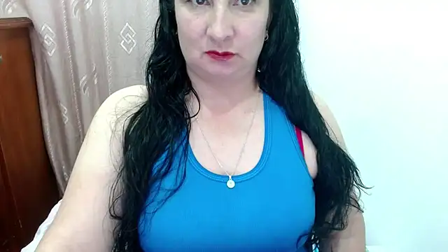 Ashyle Chat XXX in diretta