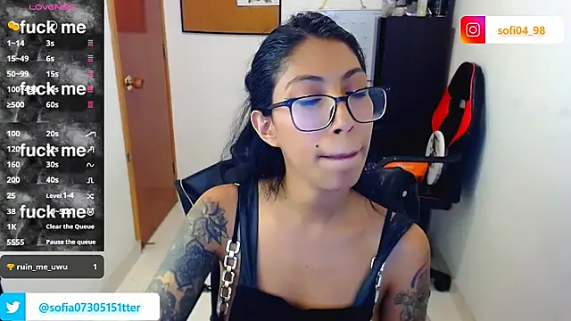 sofia_rosse4's Live XXX Chat
