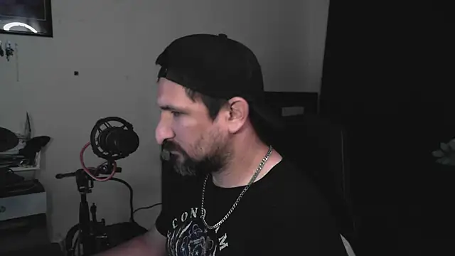 Chat XXX en directo de DevilPup75_