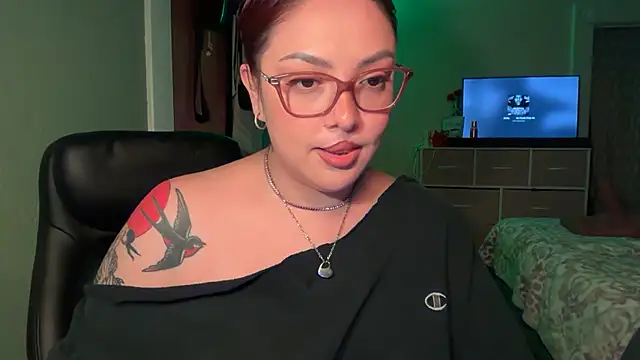 native_naya's Live XXX Chat