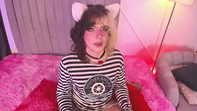 Hunter_Pheach live XXX chat