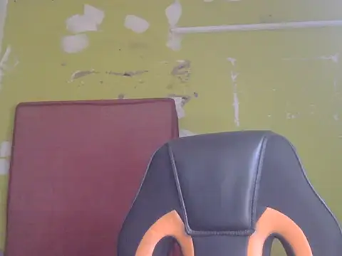 Stubborndesiboy Chat XXX live