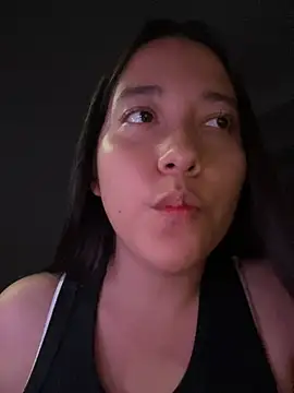 Chatroom XXX en direct de Nhefertary