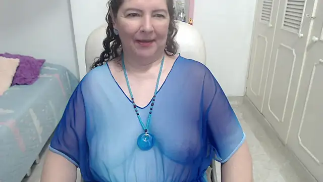XXX chat uživo modela leonela_69