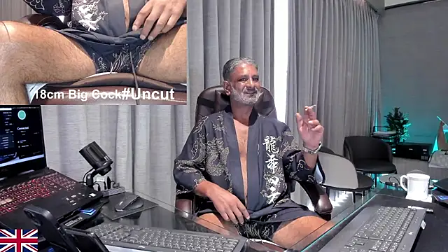 Chat +18 de OnlineBossUK ao vivo
