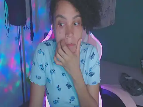 Czat XXX na żywo – shayna_cute