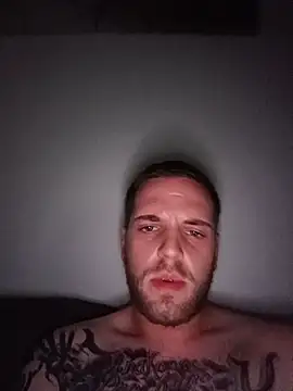 Davidoffcoolbigdick 现场XXX聊天