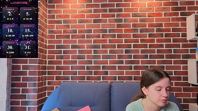 MyrtaMcclaney's Live XXX Chat