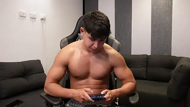 Bray_Kevin 现场XXX聊天