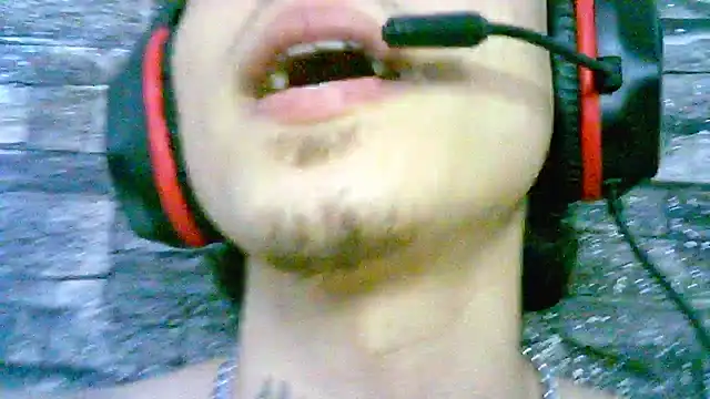 chamitopolla21 Show in webcam