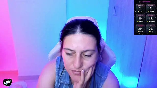 Saskyaa 라이브 XXX 채팅