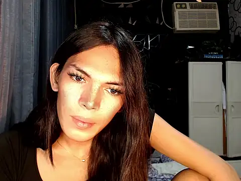 Chat +18 de GORGEOUS_CARMEE ao vivo