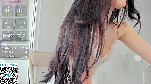 Czat XXX na żywo – Helen__spark__