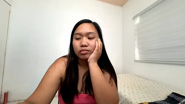 EarlineMadera's Live XXX Chat
