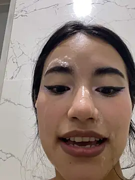 Rouse_Monroe Adlı Modelin Canlı XXX Sohbeti