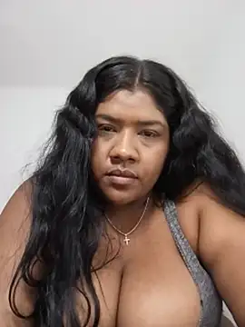 Chat +18 de paola091 ao vivo