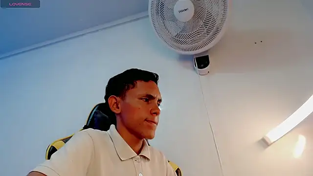 Chat +18 de sombra_18 ao vivo