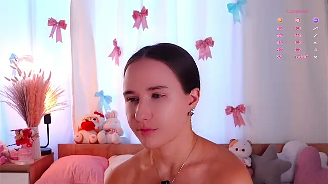 แชท XXX สดของ MaudAle