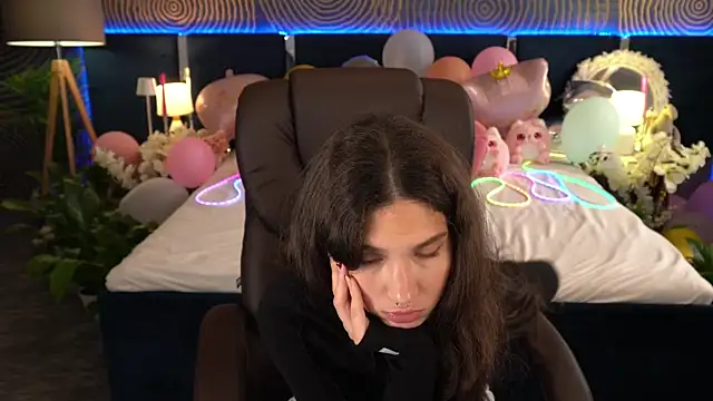 BabyFlowerr's Live XXX Chat