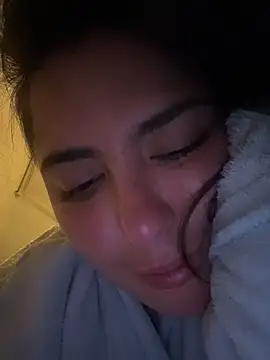 Chat XXX en directo de sukhakunis1