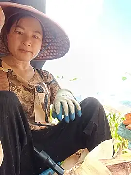 Yuzi-i's Live XXX Chat