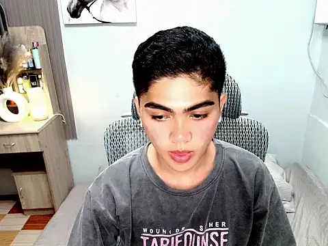 ItsKenny's Live XXX Chat
