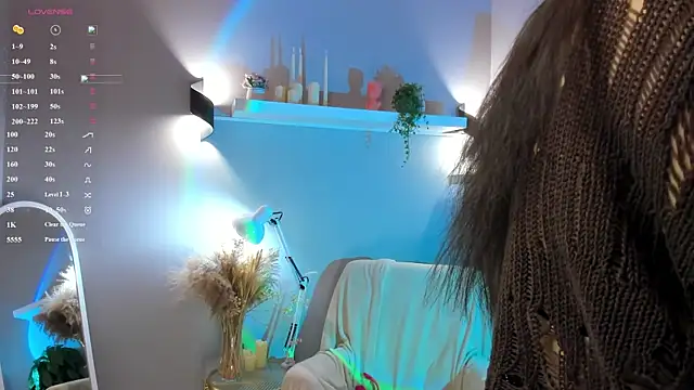 Chat XXX en directo de Nelly_Kimm