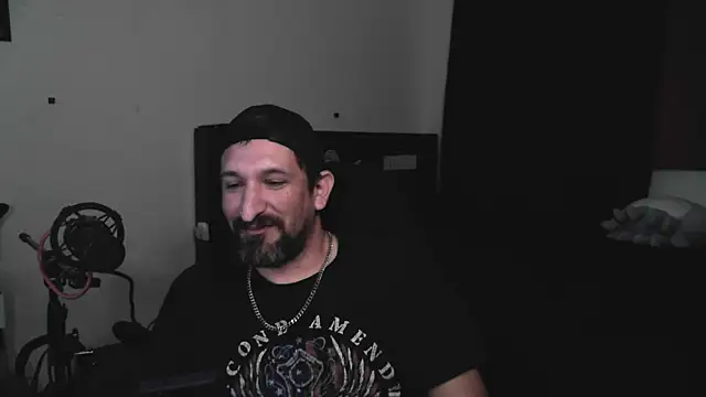 DevilPup75_ Chat XXX in diretta