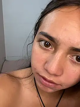 Julia_valentinaのライブXXXチャット