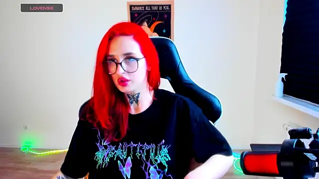 your_tora's Live XXX Chat