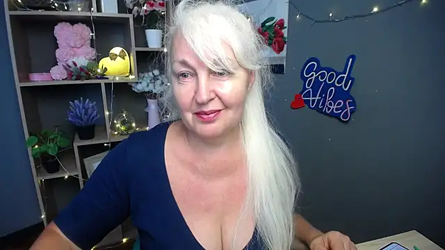 Živý XXX chat BlondyLeeBest