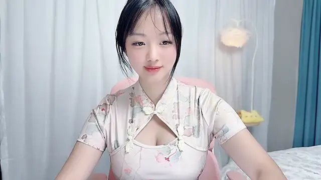 Winnie666999 Adlı Modelin Canlı XXX Sohbeti