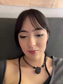 Chat XXX en directo de HinaSweet