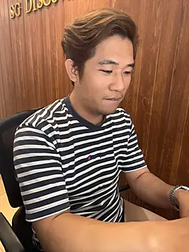 Titanryu 即時 XXX 聊天