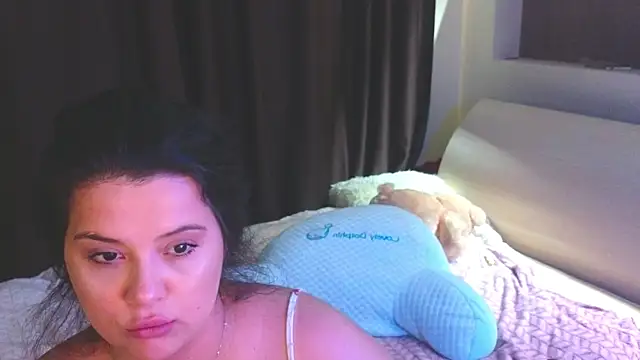 Malika_uAngel Chat XXX in diretta