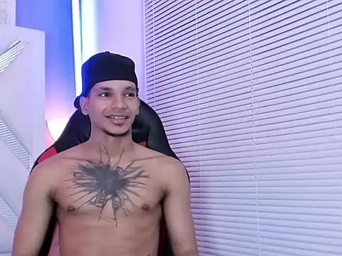 kai_storm77: онлайн-секс-чат