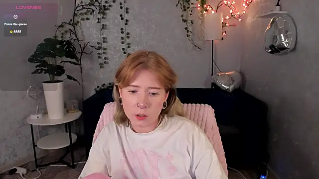 Elira_Vane 라이브 XXX 채팅