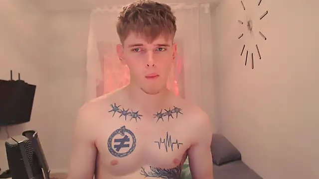 Онлайн чат XXX Fredd_Xanders