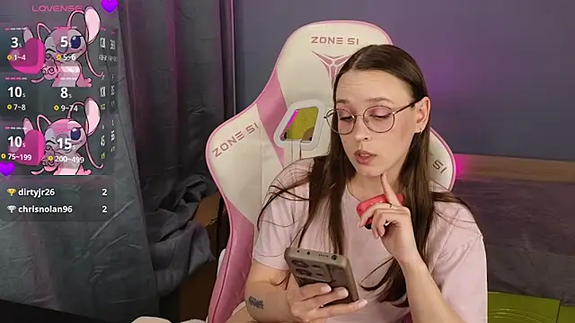 Chat +18 de Sweet_frosti ao vivo