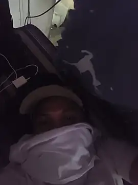BustedKeeping 在線直播表演