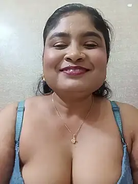 hornyriyanka Chat XXX in diretta
