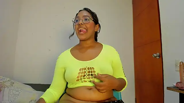 Maya_Graham Live XXX Chat