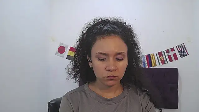 Little18Doll Chat XXX live