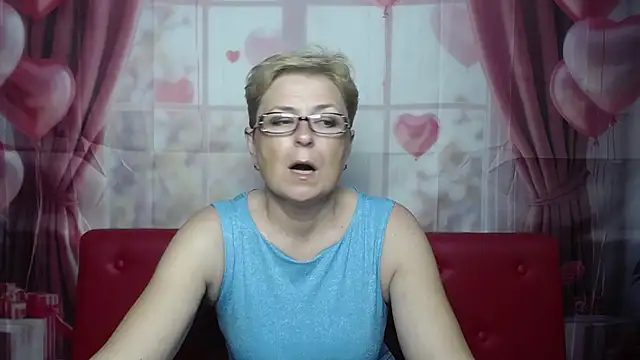 Chatroom XXX en direct de EmiliaGree