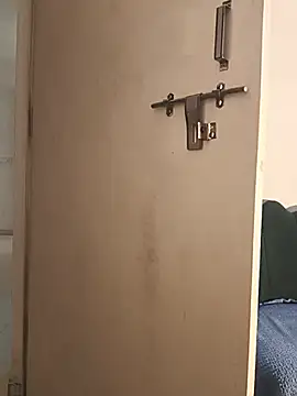 DIRTYSECRET_QUEEN_07 XXX чат на живо