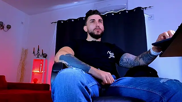 MightyAaron66: απευθείας συνομιλία ΧΧΧ