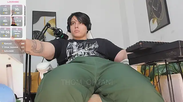 Thom_Ohtani 라이브 XXX 채팅