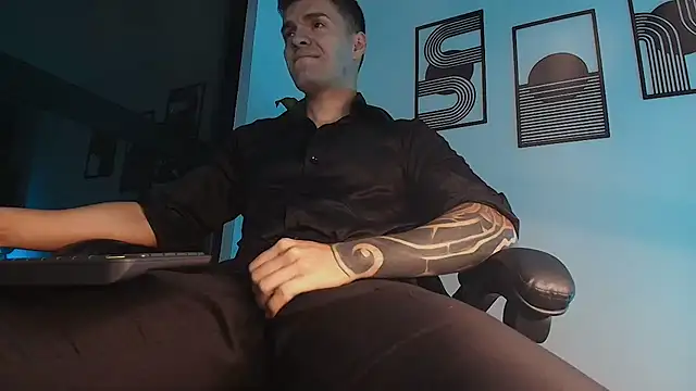Вебкам-шоу ALPHA_DOMINUS_